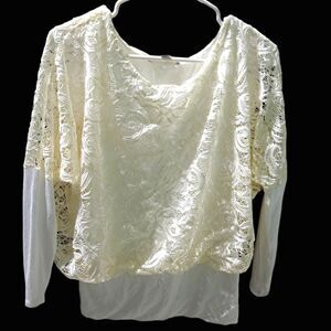 Valerie Stevens white lace top with solid cotton long sleeves womens size small